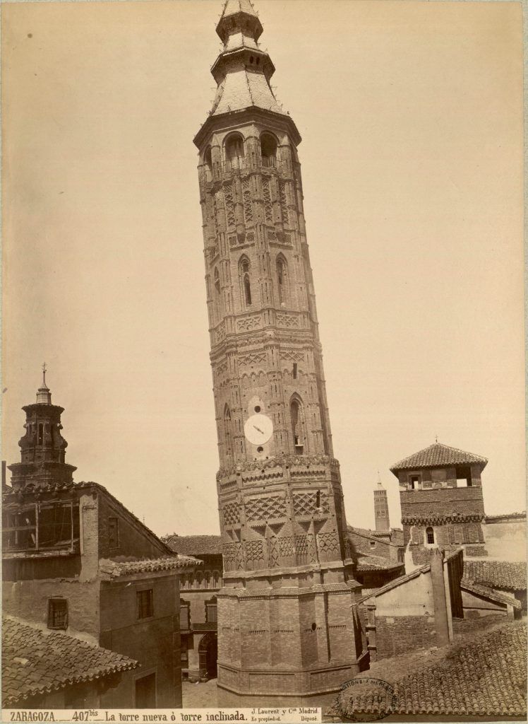 La Torre Nueva que estaba situada en Zaragoza. Fotografía de J. Laurent