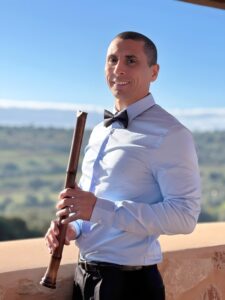 Rodrigo Rodríguez con el Shakuhachi